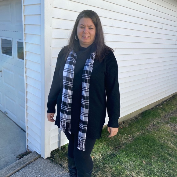 Meet your Posher, Posh - Picture 1 of 1